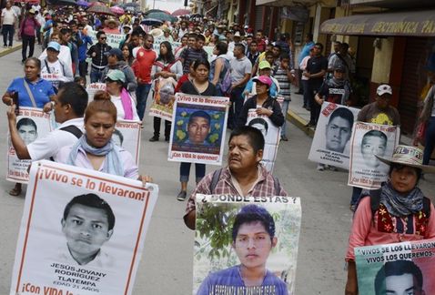 43_normalistas-ayotznapa-marcha-tixtla-chilpancingo-guerrero-investigacion_MILIMA20170926_0619_8