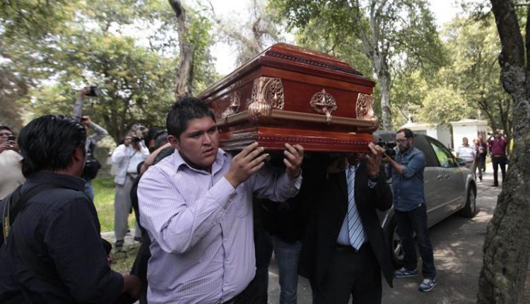 dan-ultimo-adios-a-ex-policia-rebelde-asesinado-por-fuerzas-de-seguridad-venelozanas